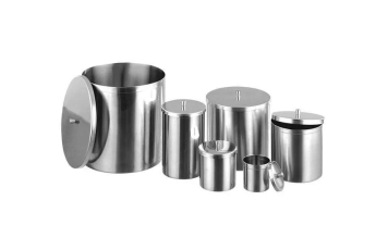 containers-with-lids